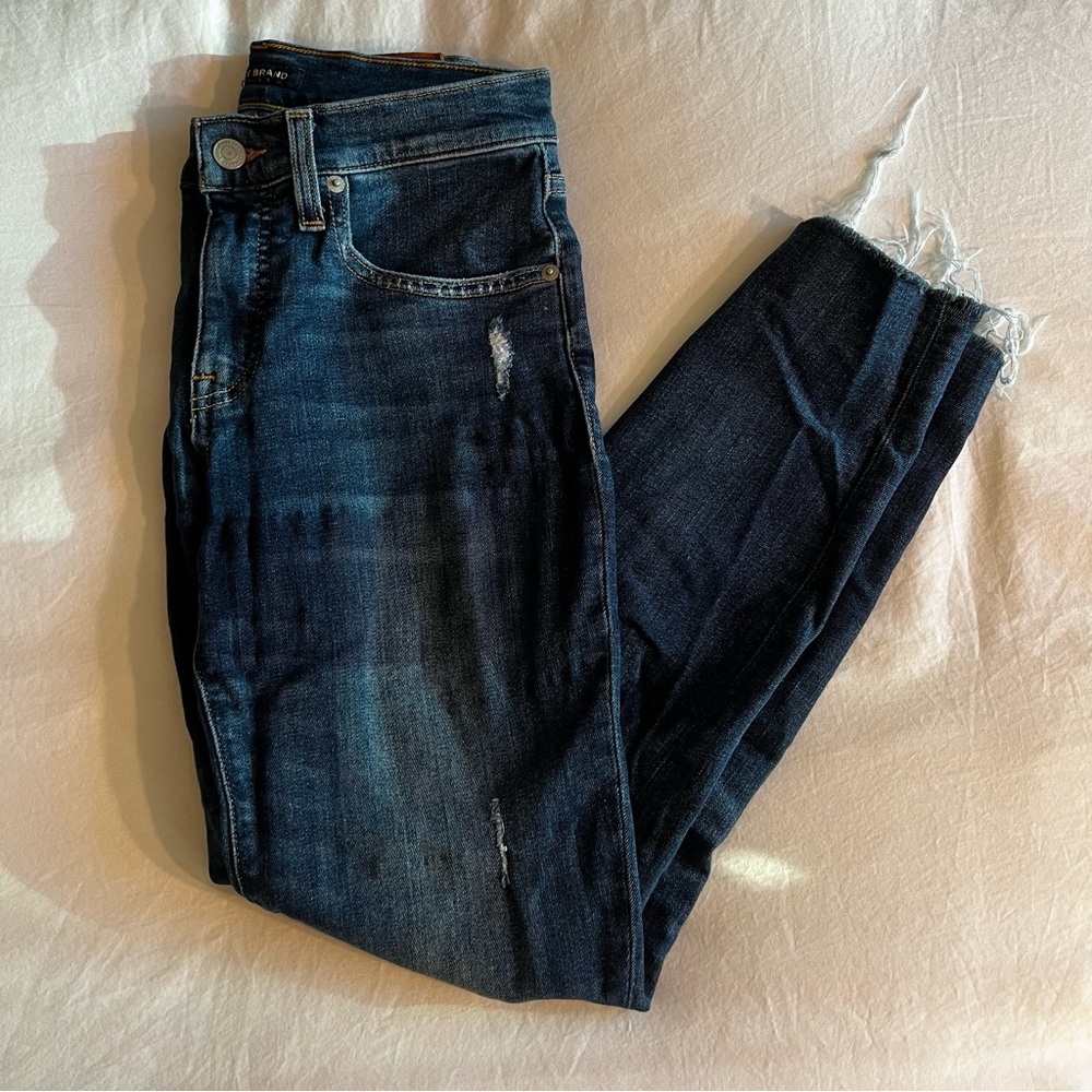 Super comfy lucky jeans!